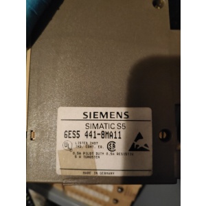 Módulo de Salidas Digitales Siemens SIMATIC S5 6ES5 441-8MA11, control preciso en automatización industrial.