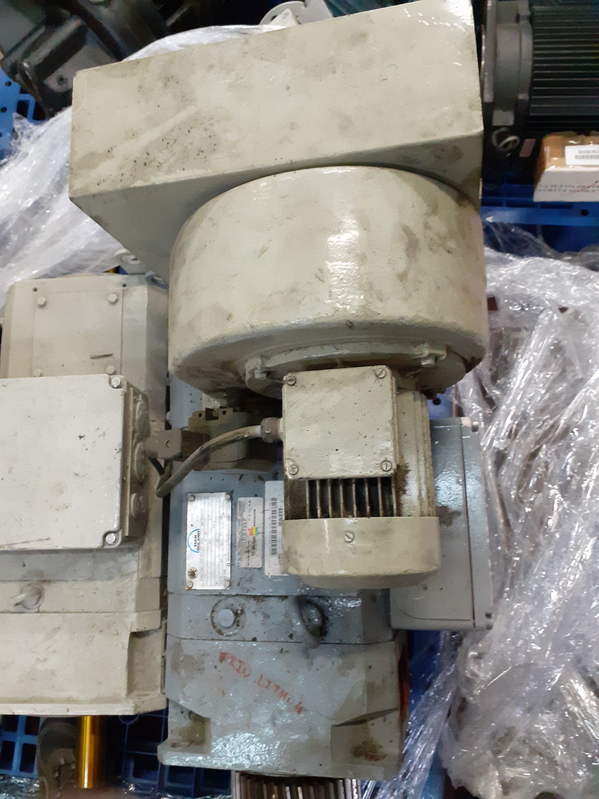 Motor Trifásico Man Roland DC GNA 132 KN-02BE, motor DC de 14 kW.