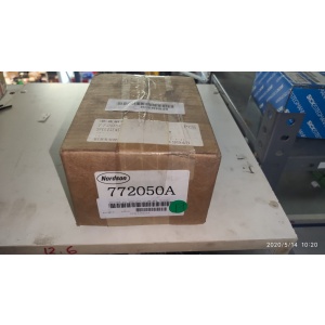 Encoder incremental Nordson 772050 para control industrial preciso.