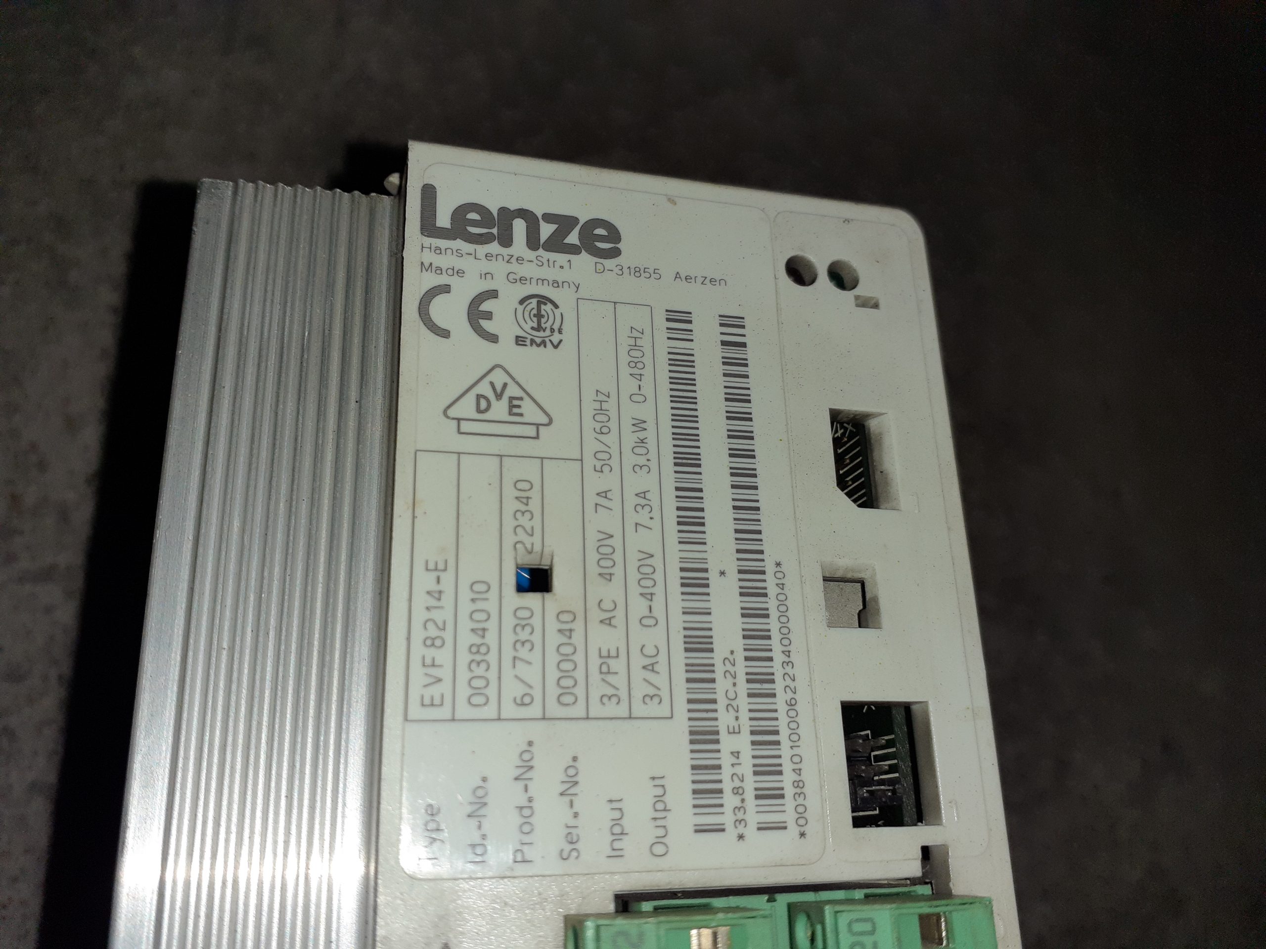 Variador trifásico Lenze EVF8214-E