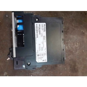 Módulo CPU Allen Bradley 1756-L61, controlador avanzado para automatización.