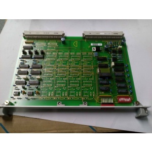 Placa Electrónica Man Roland 16.85613-0005, controlador de sistemas industriales con precisión y eficiencia.