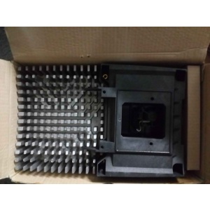 Variador de Velocidad Lenze E82MV552_4B001, convertidor de frecuencia industrial con protección IP65.