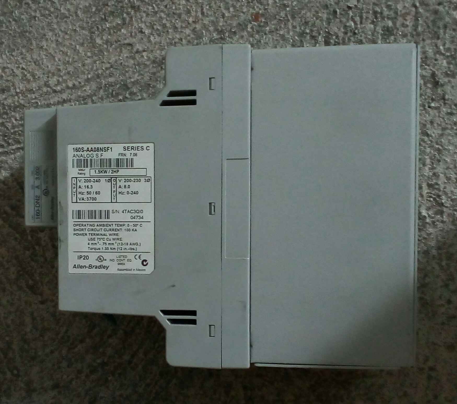 Variador de velocidad Allen Bradley 160S-AA08NSF1