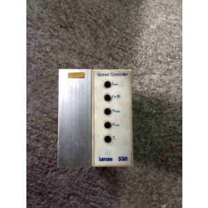 Variador de Velocidad Lenze 33.534-E, controlador de motores industriales.