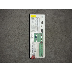 Variador de Velocidad Lenze E82EV553_4B201, controlador de motores industriales.
