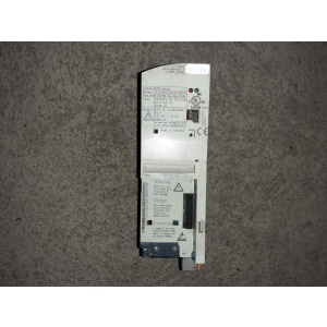 Variador de Velocidad Lenze E82EV751_2C, controlador de motores industriales.