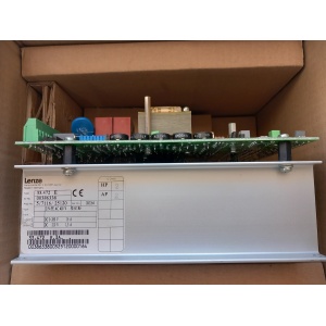 Variador de velocidad Lenze DC 33.472E para motores de corriente continua