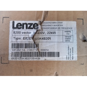 Variador de frecuencia Lenze E82EV223K4B201 de 22 kW