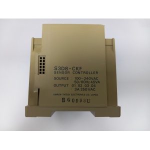 Controlador de sensores Omron S3D8-CKF con entradas digitales y salidas programables