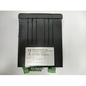 Contador digital FEMA MAG‑35‑32‑0‑SP21 con pantalla LED y salidas de relé.