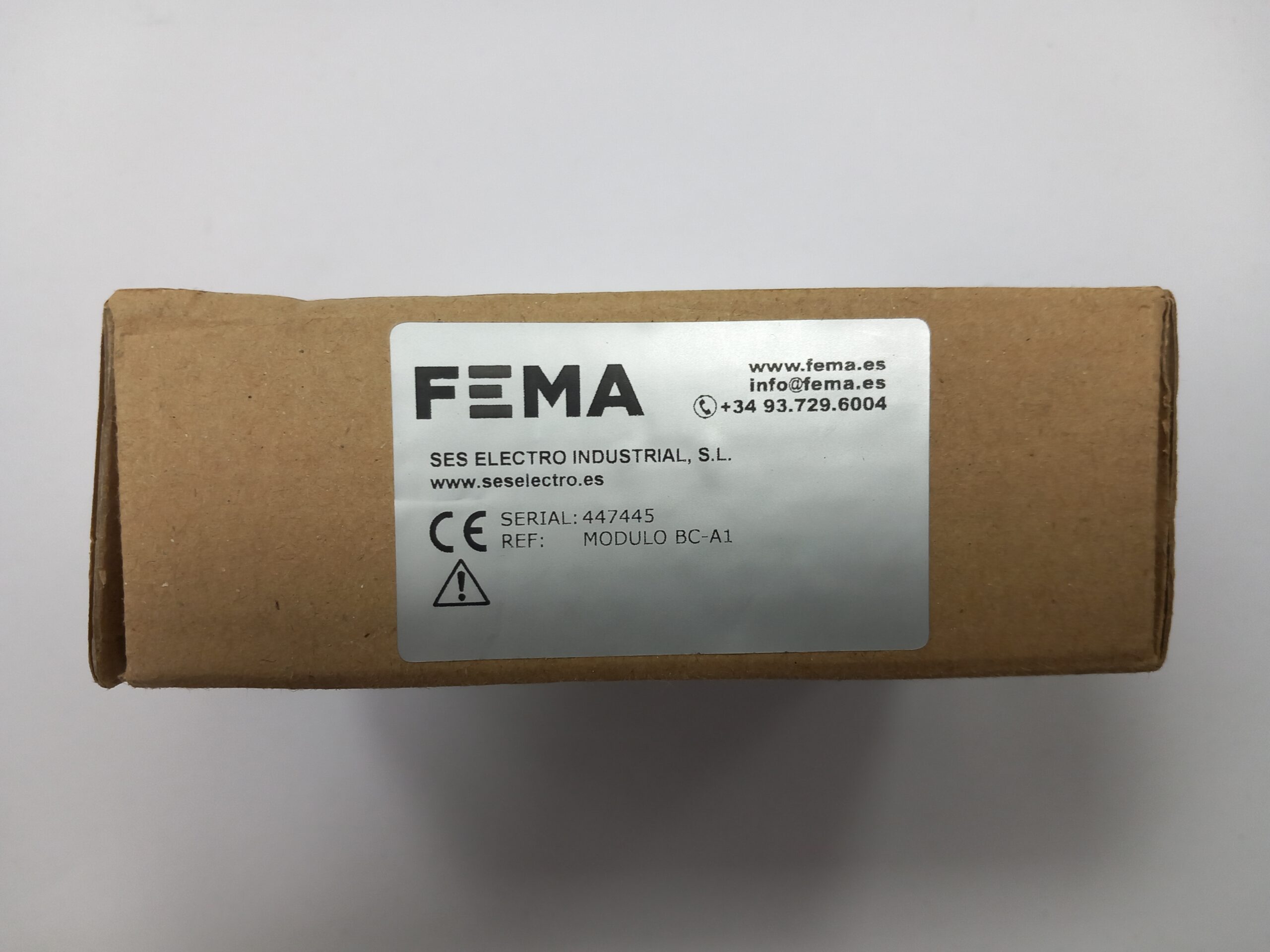 Módulo de relé FEMA A1 para carril DIN con salida libre de potencial NO/NC