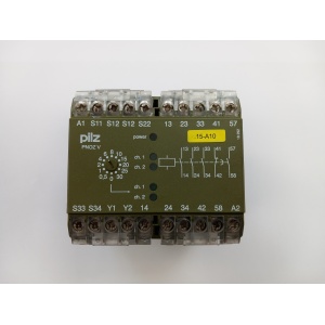 Relé de seguridad Pilz PNOZ V 30 S para parada de emergencia y vigilancia de puertas