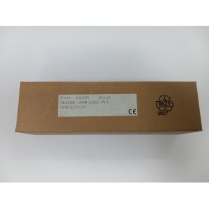 Sensor ultrasónico Pepperl+Fuchs UC2000-30GM-E6R2-V15 en formato M30, con conexión M12 y cuerpo metálico