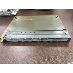 Módulo de entradas digitales Siemens S7-400 SM 421 con 32 canales de 24 V DC